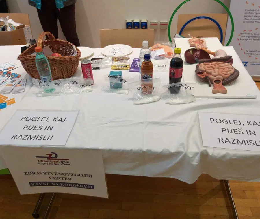 So živila z manj ali brez sladkorja boljša izbira od polno sladkih?