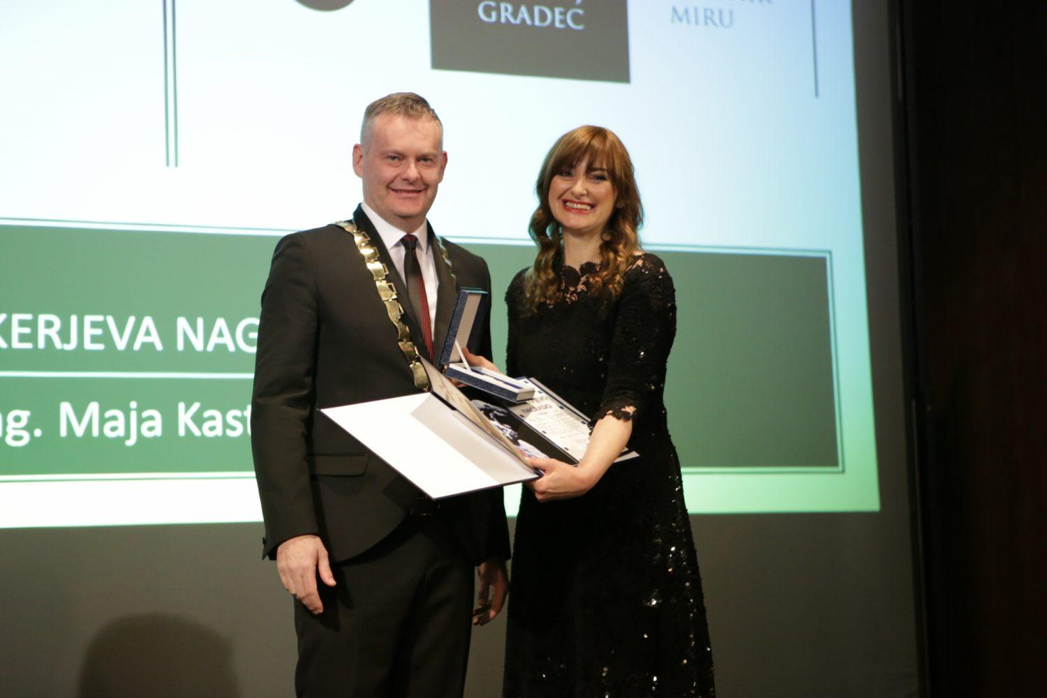 Bernekerjeva nagrajenka Maja Kastratovik: "Srečna sem, da živim v Slovenj Gradcu in tukaj ustvarjam." (FOTO)