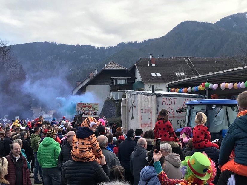 FOTO: Kotlje so zavzele pustne maškare