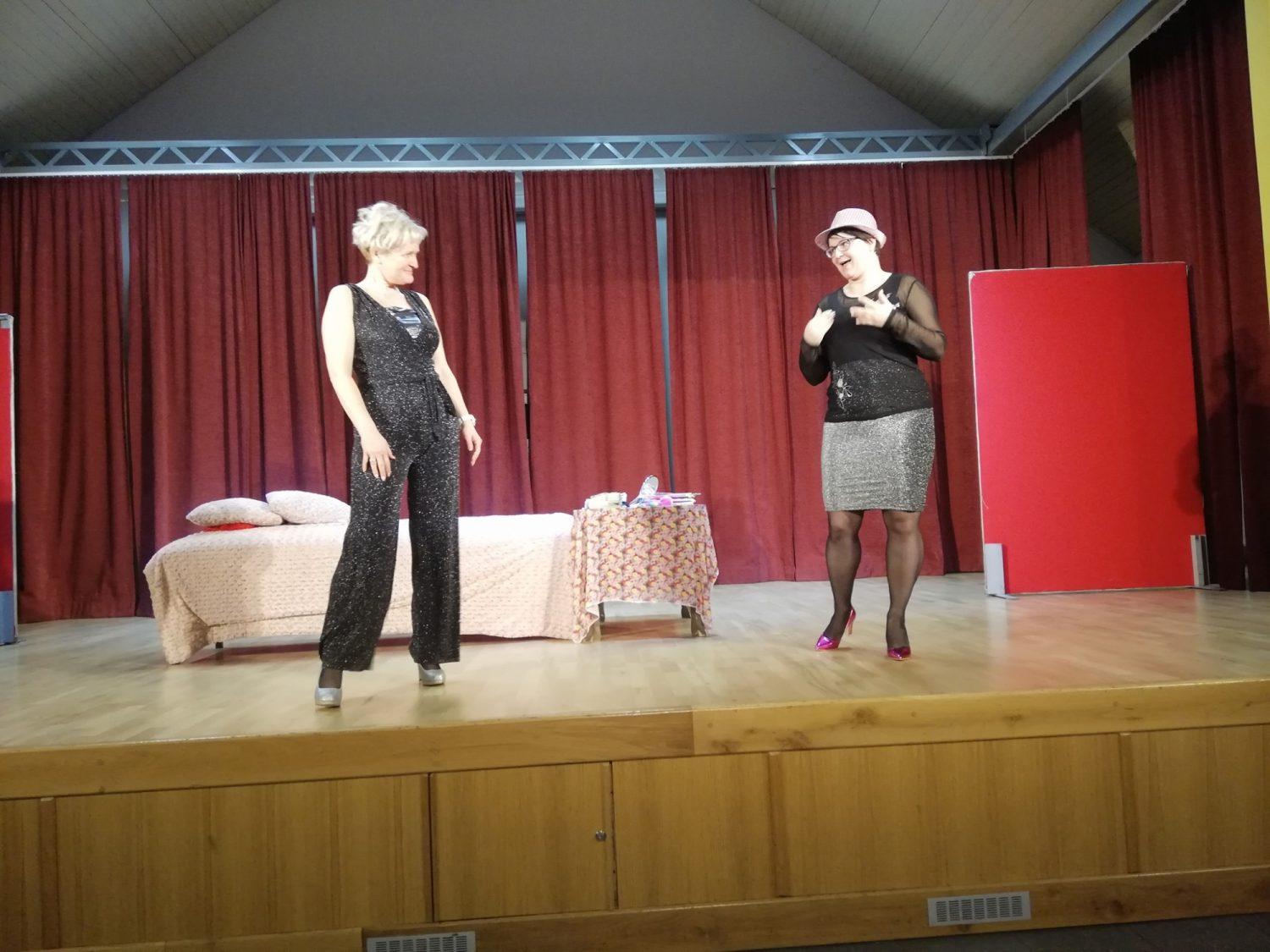 V Črnečah se boste lahko podali v čudovit svet telenovel, pripravjajo komedijo Šentorita