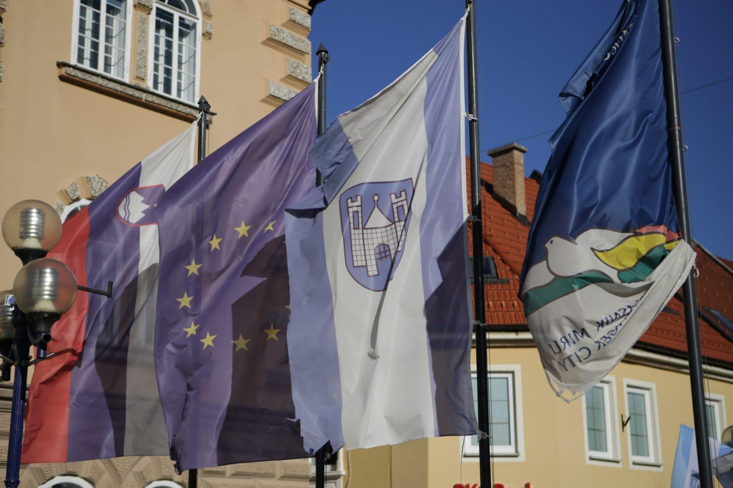 Župani mestnih občin enotno proti epidemiji koronavirusa