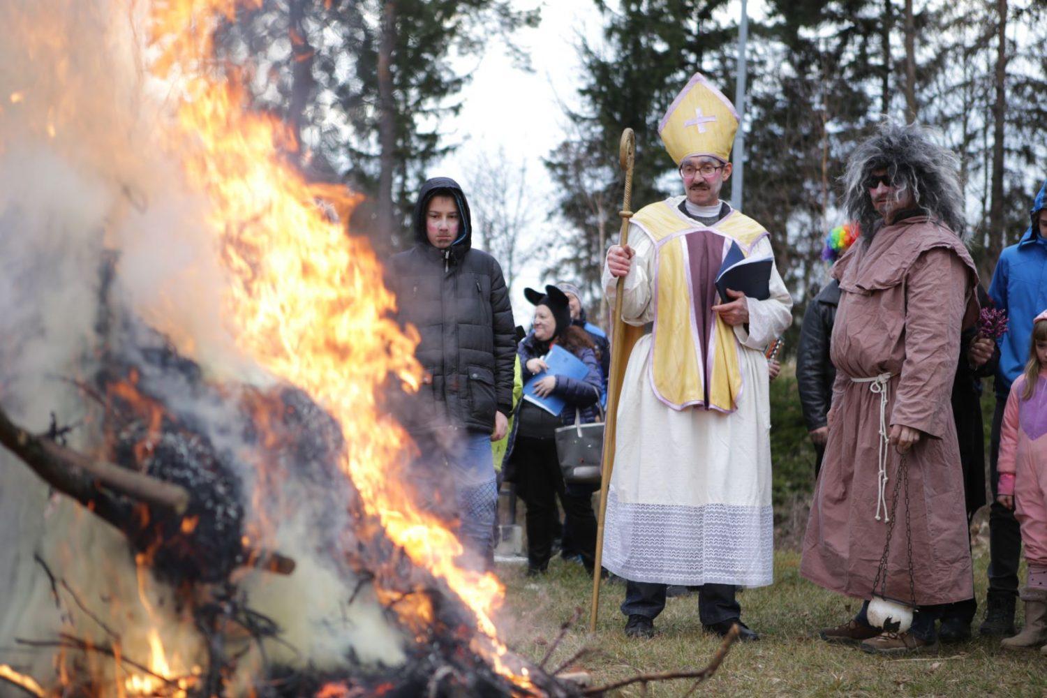 Na Graški Gori že 19. pokopali pusta (VIDEO in FOTO)