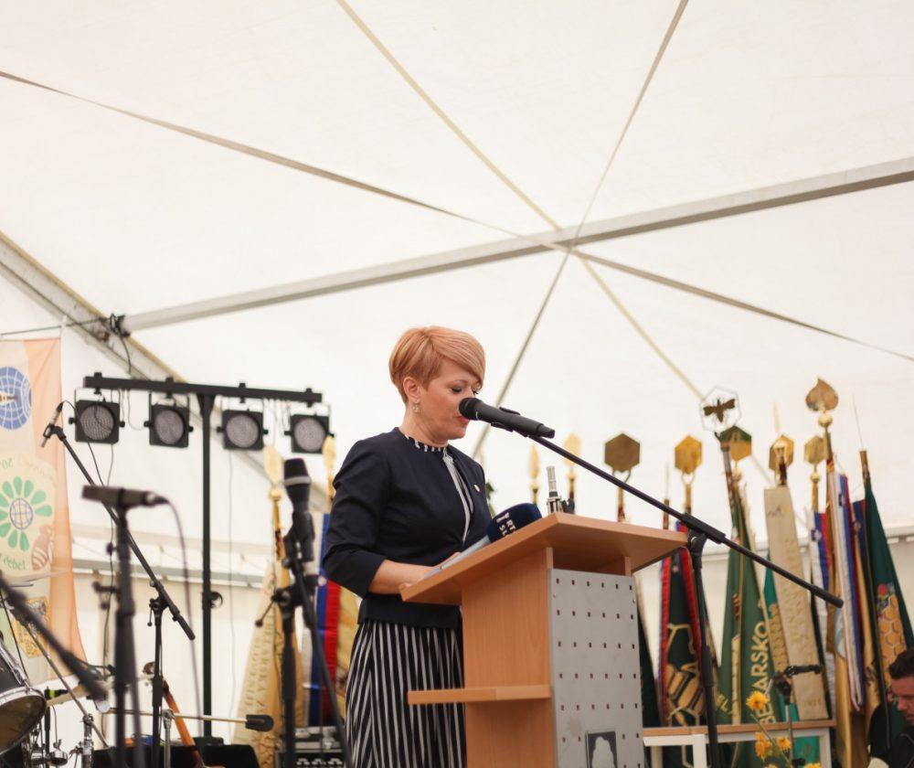 Pivčeva za zdaj ostaja ministrica. Kaj pa podpredsednica vlade?