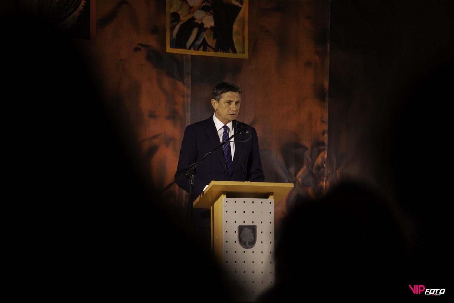 Pahor podprl odpoklic veleposlanika v ZDA Toneta Kajzerja