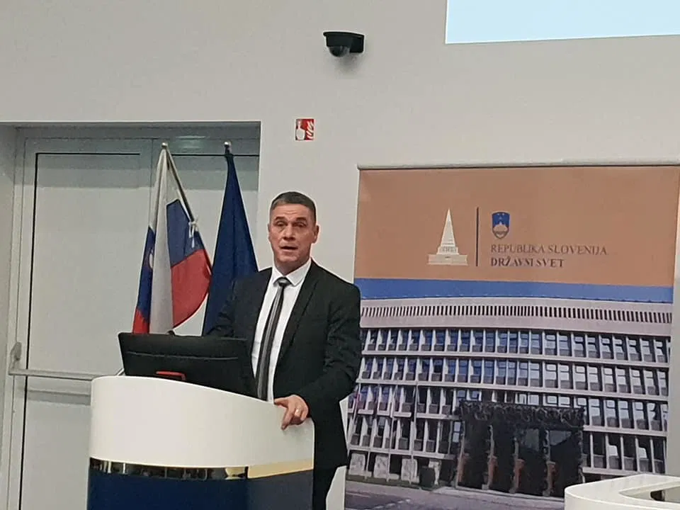 Vuzeniški župan opozarja: "Zakon o zmanjšanju stroškov občin še vedno ni uveljavljen"