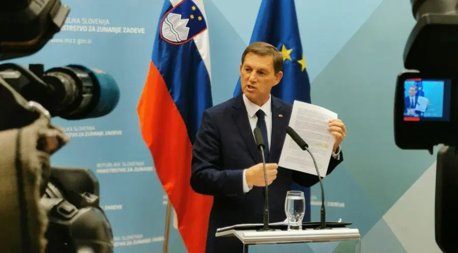 Odstop: Cerar zapušča SMC