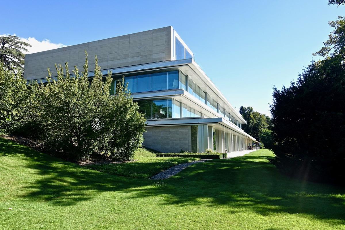 Uefa preložila nogometno evropsko prvenstvo na leto 2021