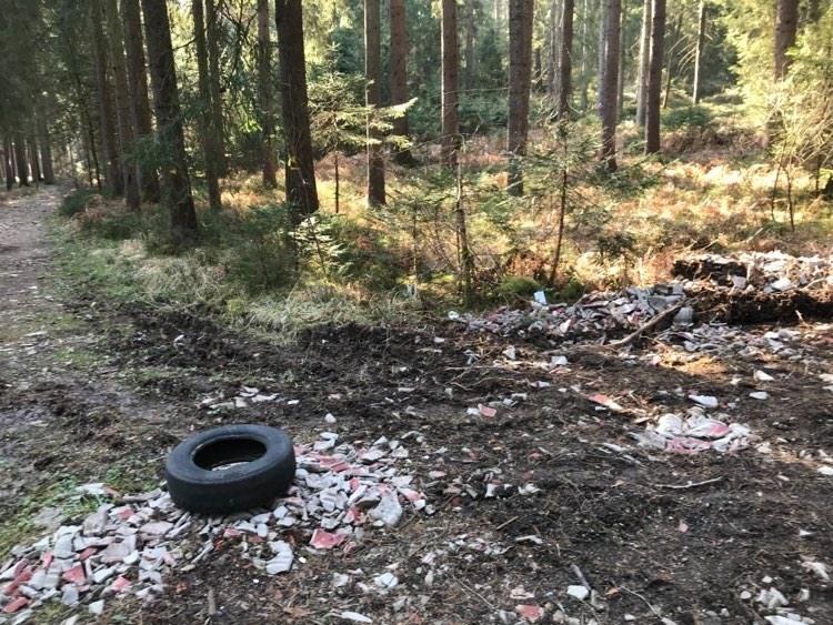 Ministrstvo: Zbirni centri naj bodo na voljo tudi v času epidemije