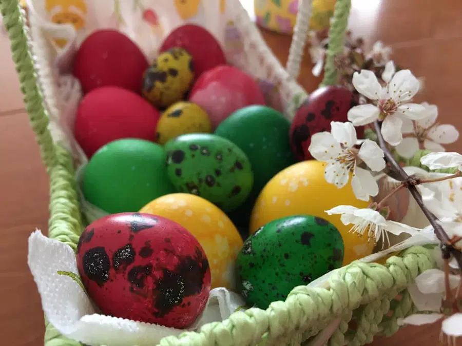 NIJZ: "Ohranimo svoje običaje in pomislimo na ljudi, ki so sami"