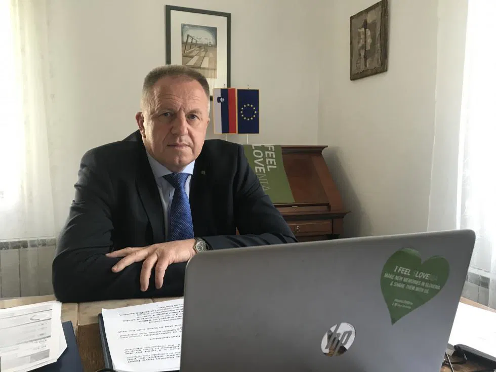 Štiri opozicijske stranke danes z interpelacijo nad ministra Počivalška