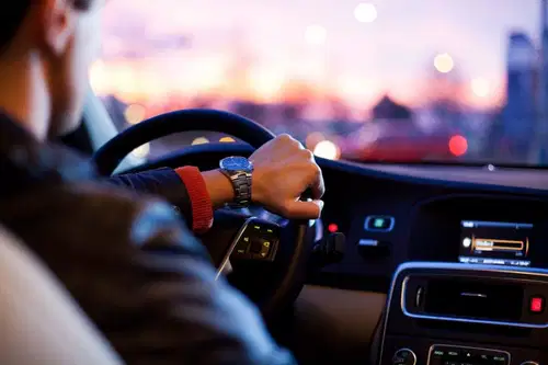 Tudi za vas velja avtomatično podaljšanje prometnih dovoljenj?