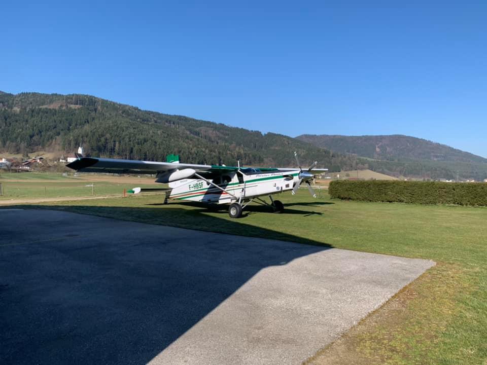 Tudi nad Koroško letala v znak zahvale sodelujočim v boju proti epidemiji