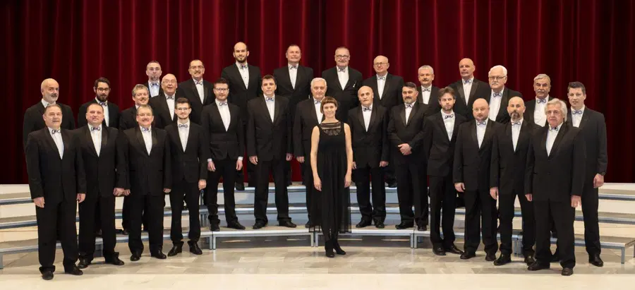 Letni koncert Moškega pevskega zbora Vres letos kar prek spleta