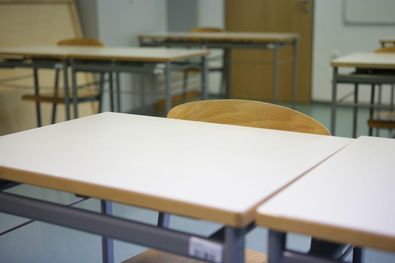 Pečan: Neživljenjska priporočila NIJZ onemogočajo izvajanje kombiniranega pouka