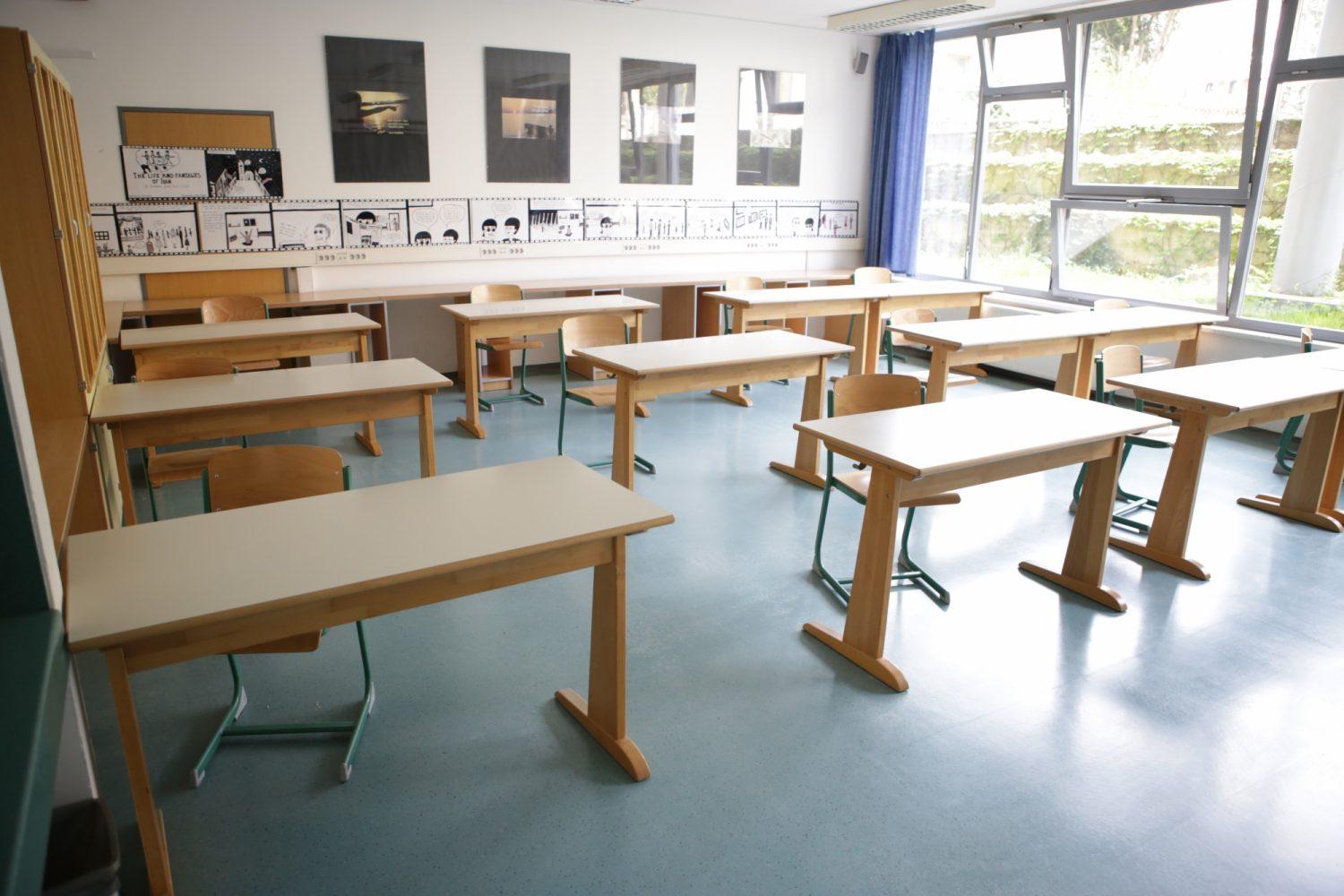 Kacin glede okužb na Hrvaškem: Vlada bo ukrepala, da se šolsko leto začne pravočasno in v celoti