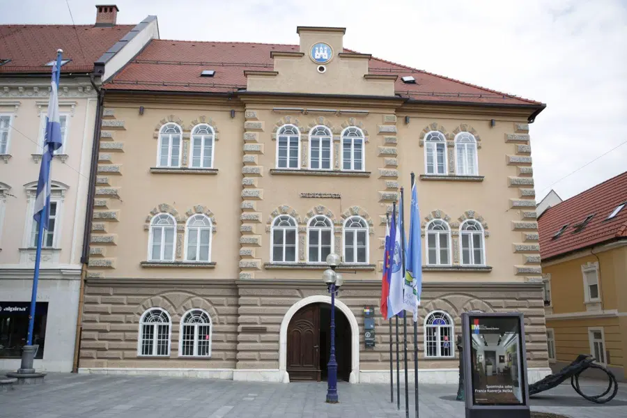 V Slovenj Gradcu odmev del Pina Poggija skozi oči Ištvana Išta Huzjana