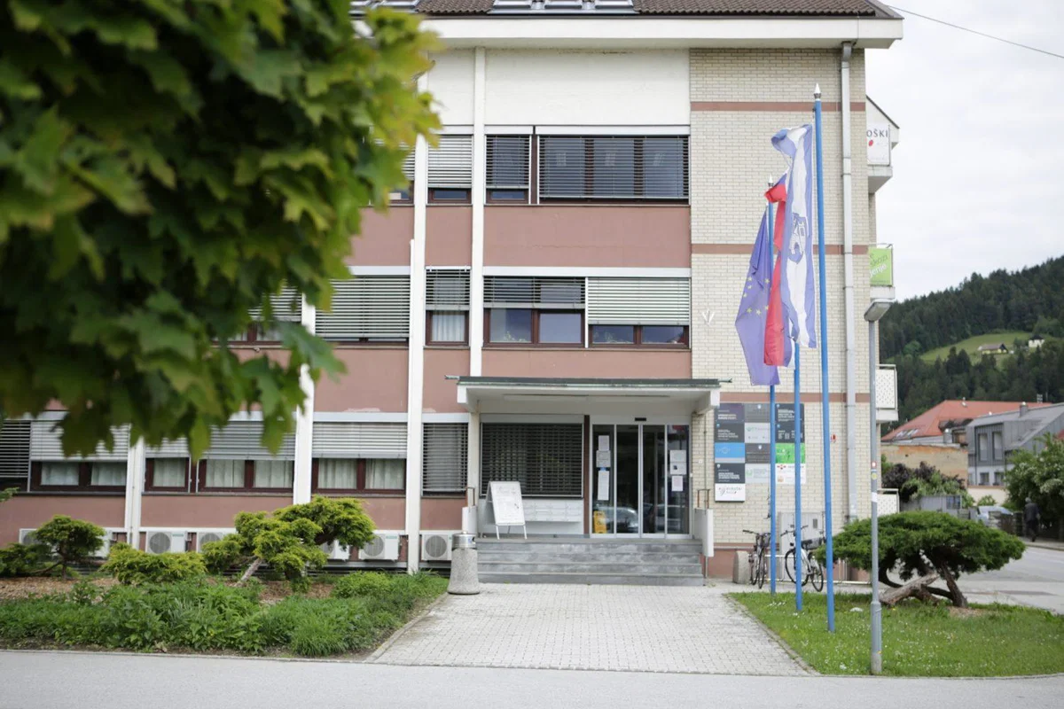 Na Koroškem v času epidemije povečano število prijav začasnih prebivališč