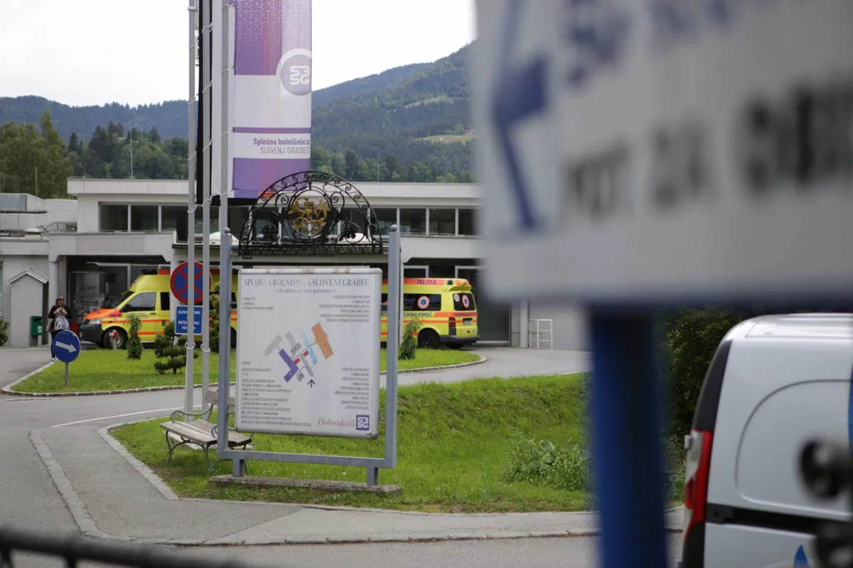 Del sveta slovenjgraške bolnišnice še naprej nezadovoljen s poslovanjem bolnišnice: "Ladja finančno tone, stvari je treba rešit"