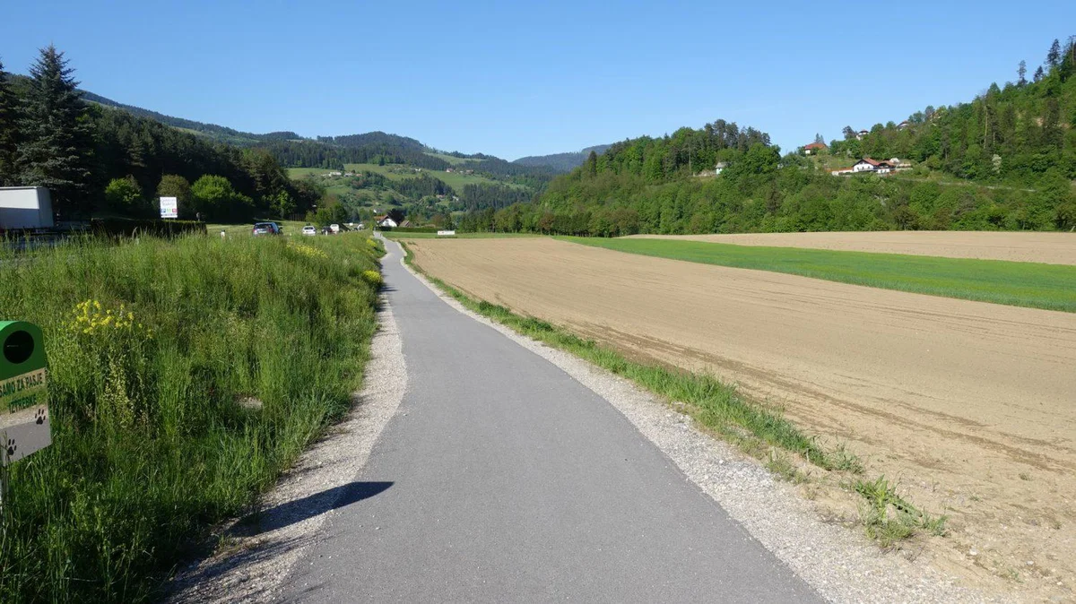Pričela se je gradnja kolesarke poti v Radljah ob Dravi