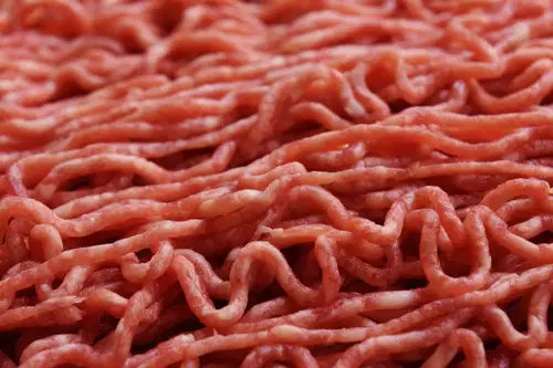 Odpoklic priljubljenega mletega mešanega mesa (FOTO)