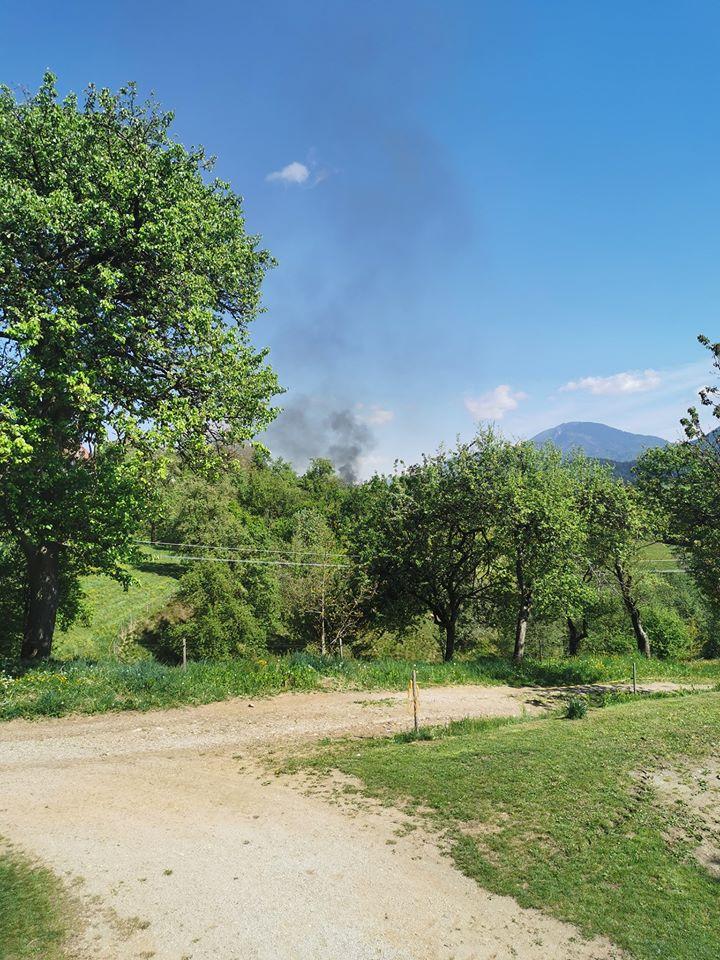 Na Prevaljah zagorelo v odlagališču nenevarnih odpadkov Zmes