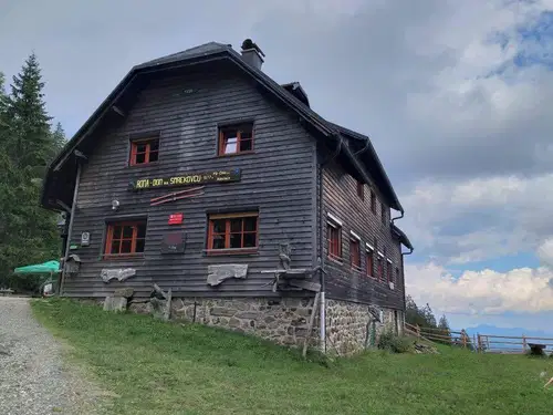 Glasujte za najboljšo planinsko in visokogorsko kočo