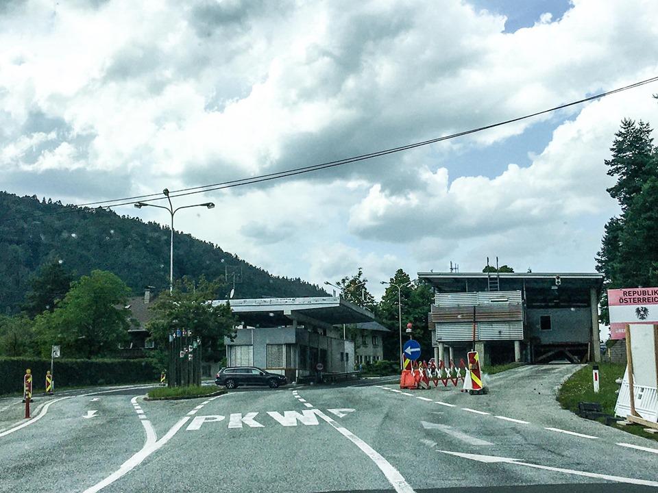 V Avstriji v zadnjem dnevu upad okužb, na Hrvaškem 151 novih