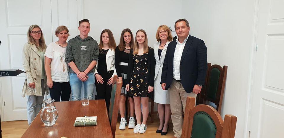 Odličnjaki na obisku pri županu Mute in Vuzenice