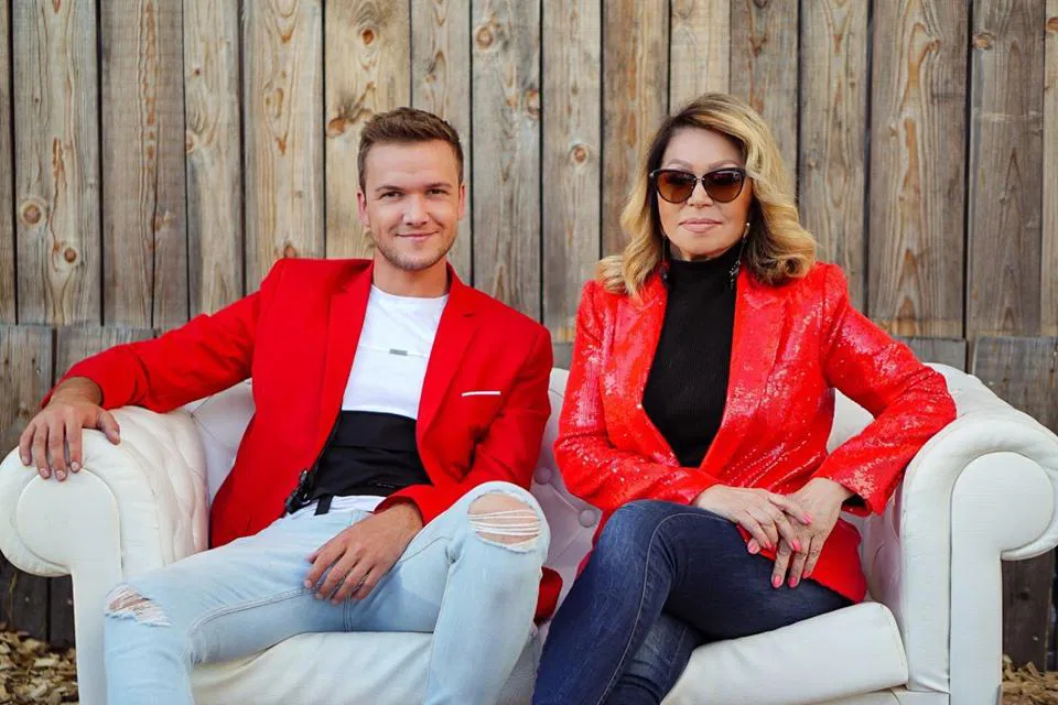 Luka Basi: "Nikoli si nisem mislil, da bom pel ob boku takšne legende"