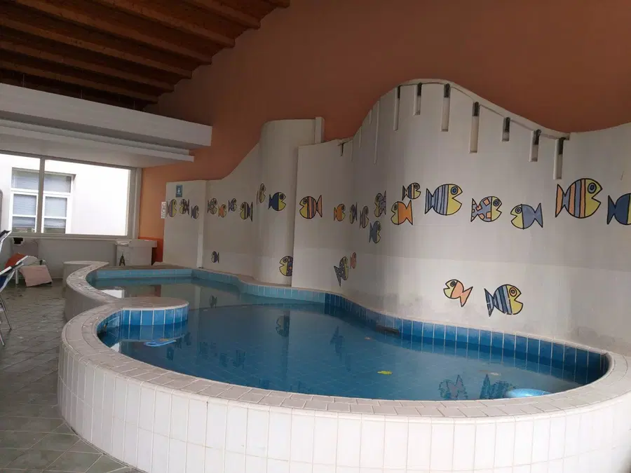 Turistično gostinska zbornica zahteva takojšnjo odpravo nesmiselnih ukrepov