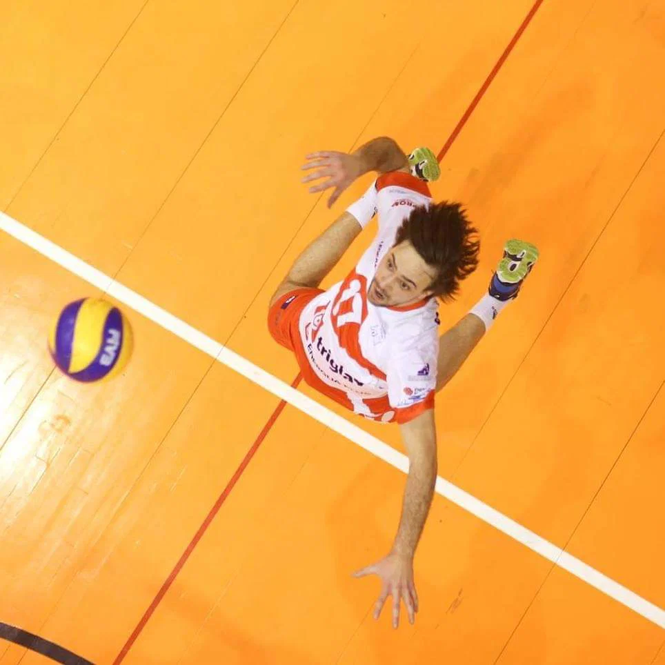 Prvoligaška okrepitev v dresu ravenskih odbojkarjev