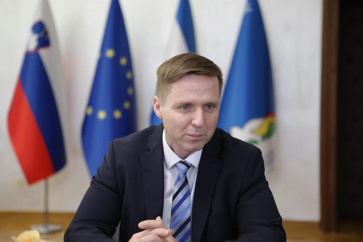 Zorčič: Če se DZ ne more poenotiti o članstvu v odborih, je čas, da se razpusti