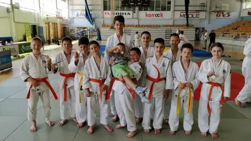10 medalj za mlade koroške judoiste na tekmovanju v Novem mestu