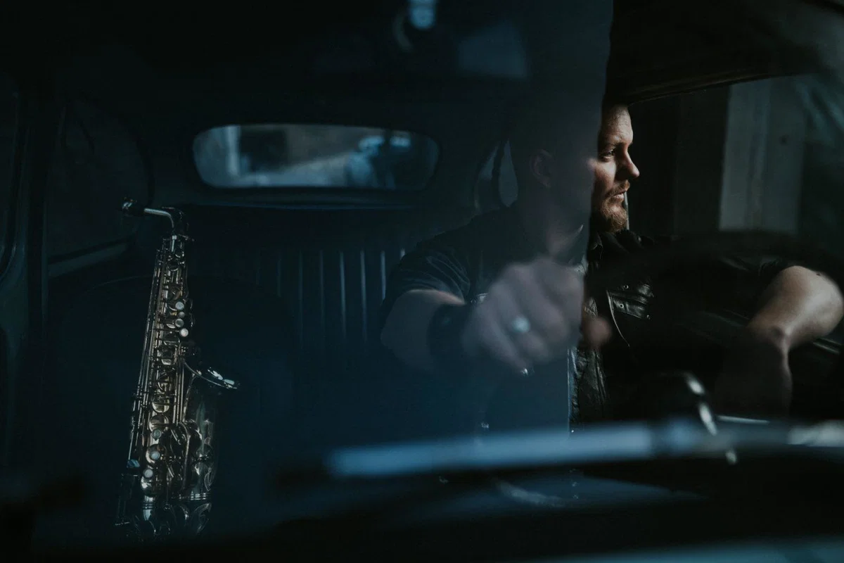 Koroški glasbenik predstavil priredbo pesmi iz znanega slovenskega filma