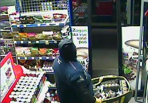 Razbita kriminalna združba, ki se je s serijskimi vlomi okoristila za več kot 350.000 evrov