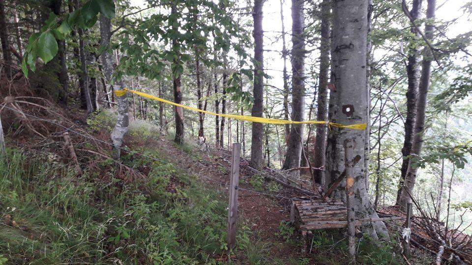 Zaprta pot med Kumrom in Olševo, previdno na poti od Sp. Slemena