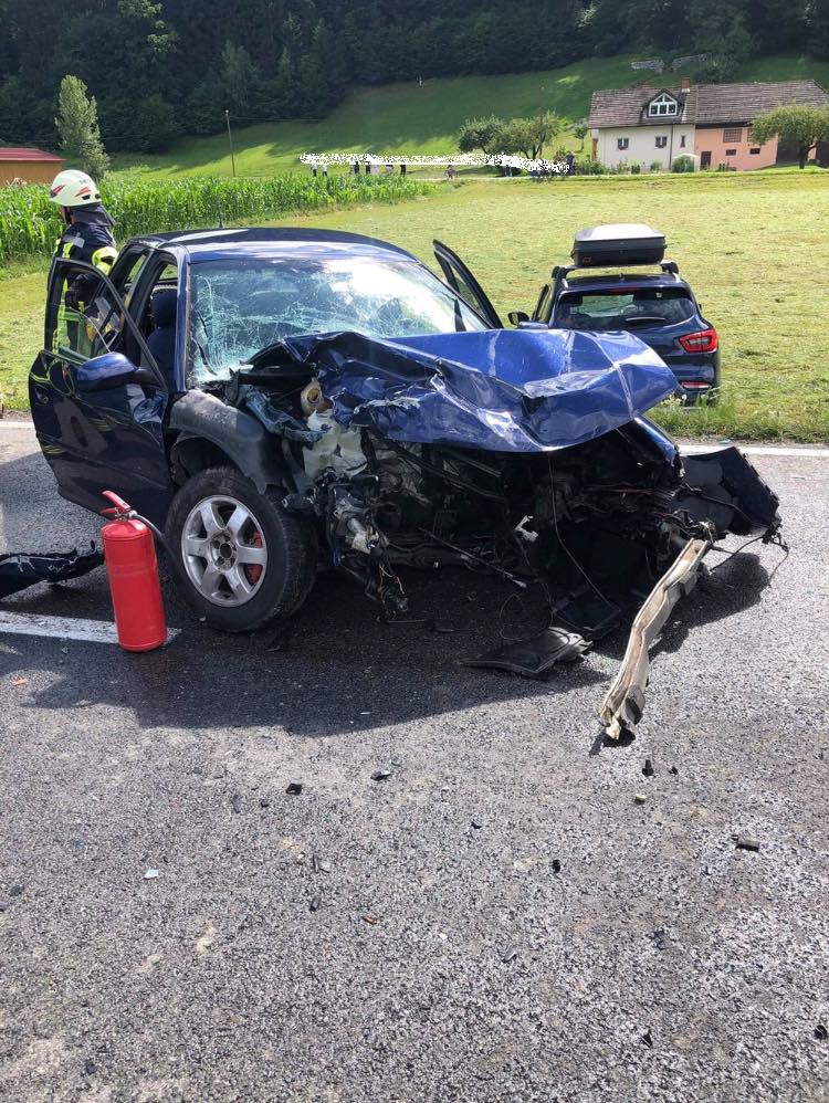 Znane podrobnosti silovitega trčenja v Bukovski vasi