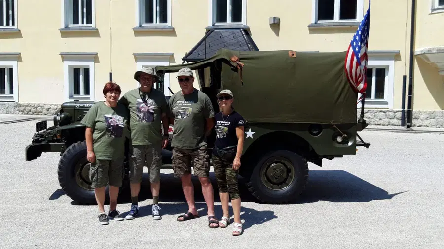 Naskok na Guinnessov rekord bodo spremljali tudi Korošci