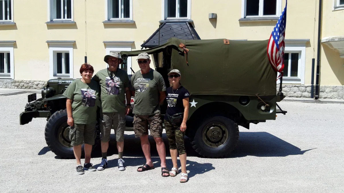 Naskok na Guinnessov rekord bodo spremljali tudi Korošci