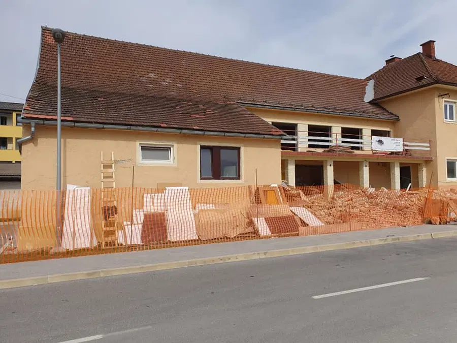 Po obnovi bo sokolski dom v Radljah postal varstveno delovni center