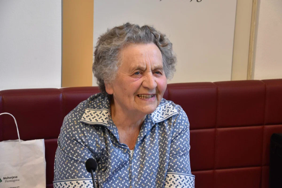 Predstavitev knjige Majde Starman Ostali smo na Koroškem