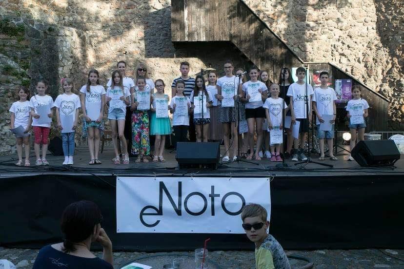 Belič Konečnik: "Dihalna tehnika nam pride še kako prav tudi izven učilnic in odrov, v stresnih situacijah"