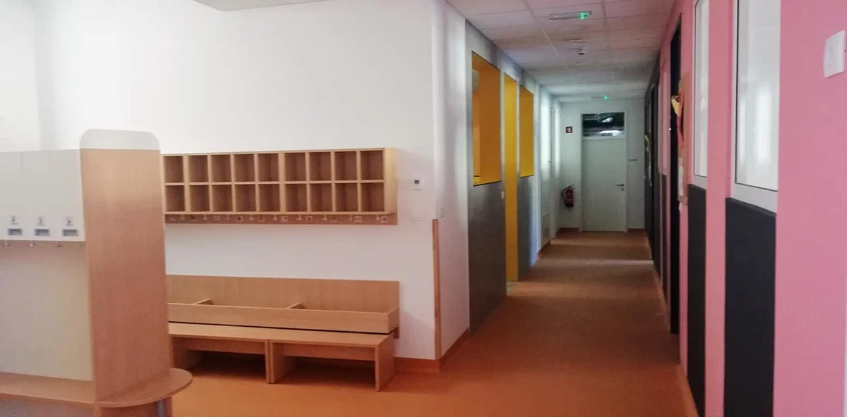 Ovadili osumljenca neupravičenega snemanja v garderobi. Posnet tudi otrok