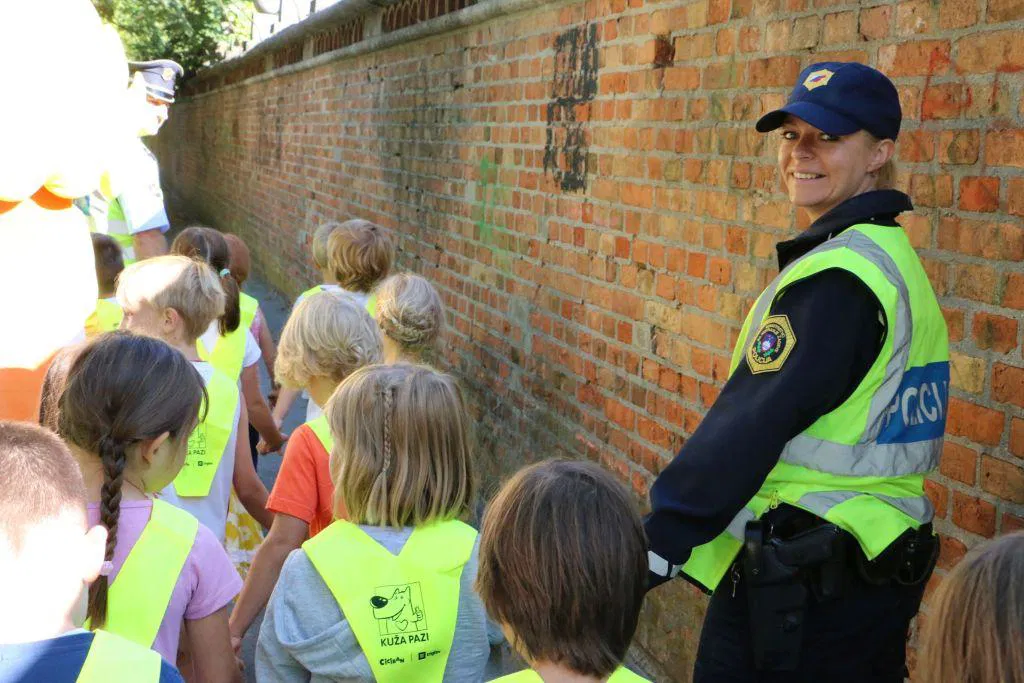 V naslednjih dneh bodo policisti izvajali poostren nadzor in z različnimi aktivnostmi skrbeli za varnost otrok