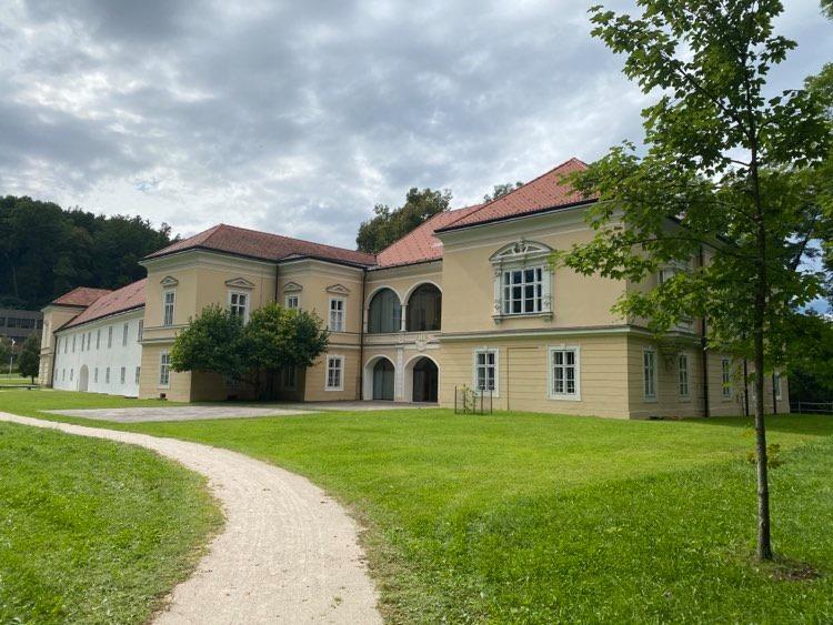 V Koroški osrednji knjižnici dr. Franca Sušnika bodo uvedli RFID sistem izposoje