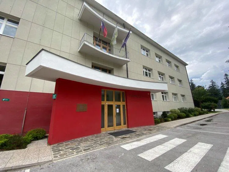 Na ravenski gimnaziji obvezno testiranje maturantov