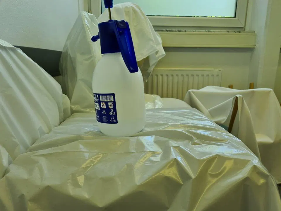 V Sloveniji več kot tisoč aktivno okuženih, na Koroškem trije novi primeri