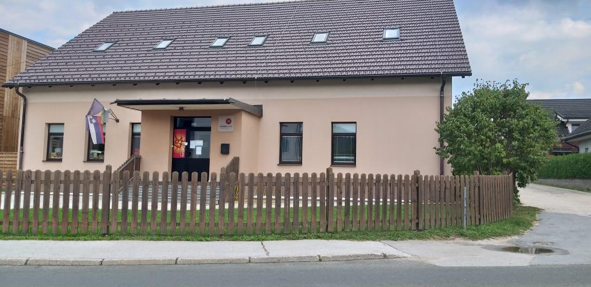 V ponedeljek ponovno pouk v podružnični šoli v Kotljah