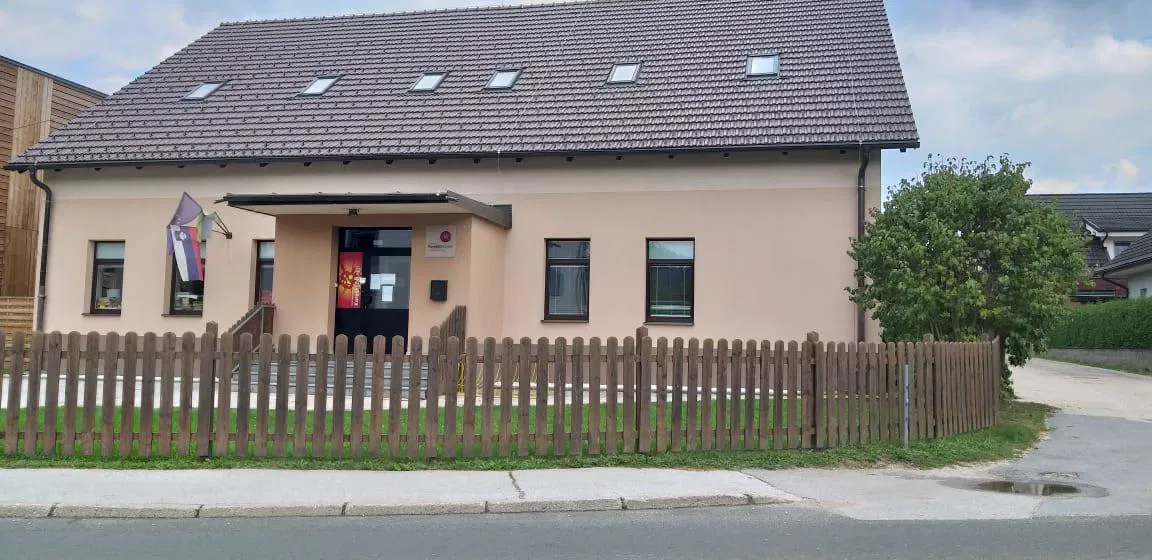 V ponedeljek ponovno pouk v podružnični šoli v Kotljah