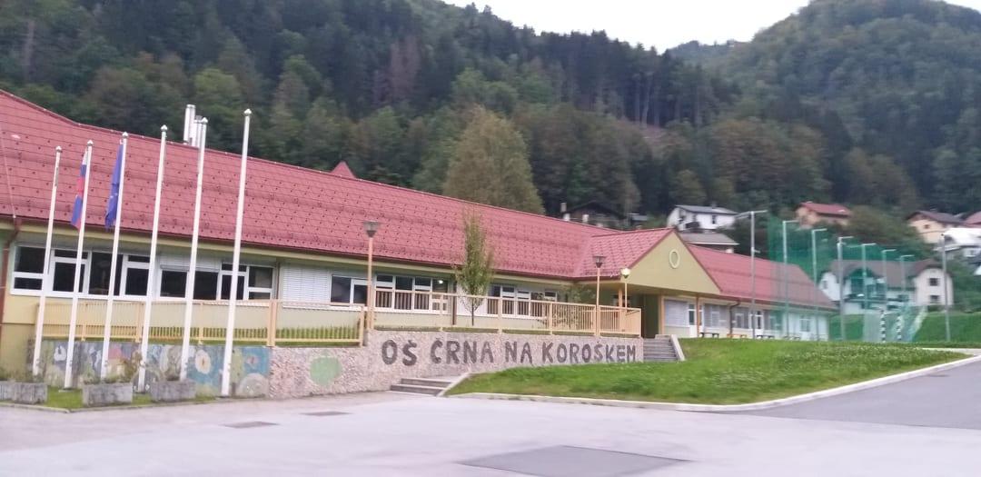 Na črnjanski šoli brez novih okužb. Okrožnico ministrstva glede nošenja mask še čakajo